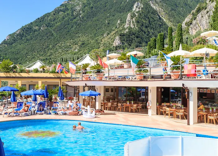 Hotel San Pietro Limone sul Garda
